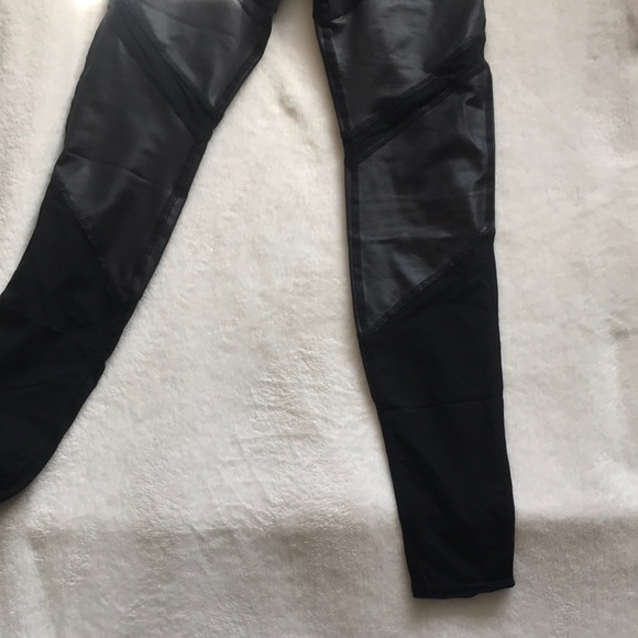 Alo high waist Sheila legging - Picture 7 of 8